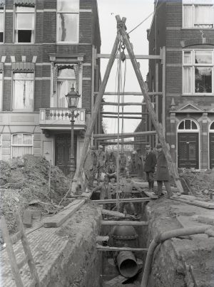 Handen uit de mouwen